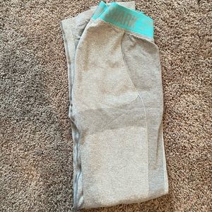 Gymshark light grey workout pants (long)